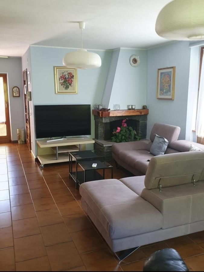 La Casa Rosa Villa Sernio Eksteriør billede