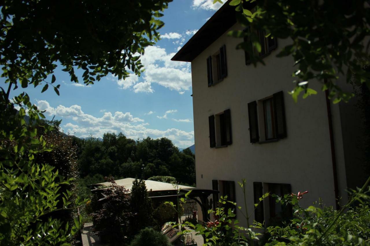 La Casa Rosa Villa Sernio Eksteriør billede